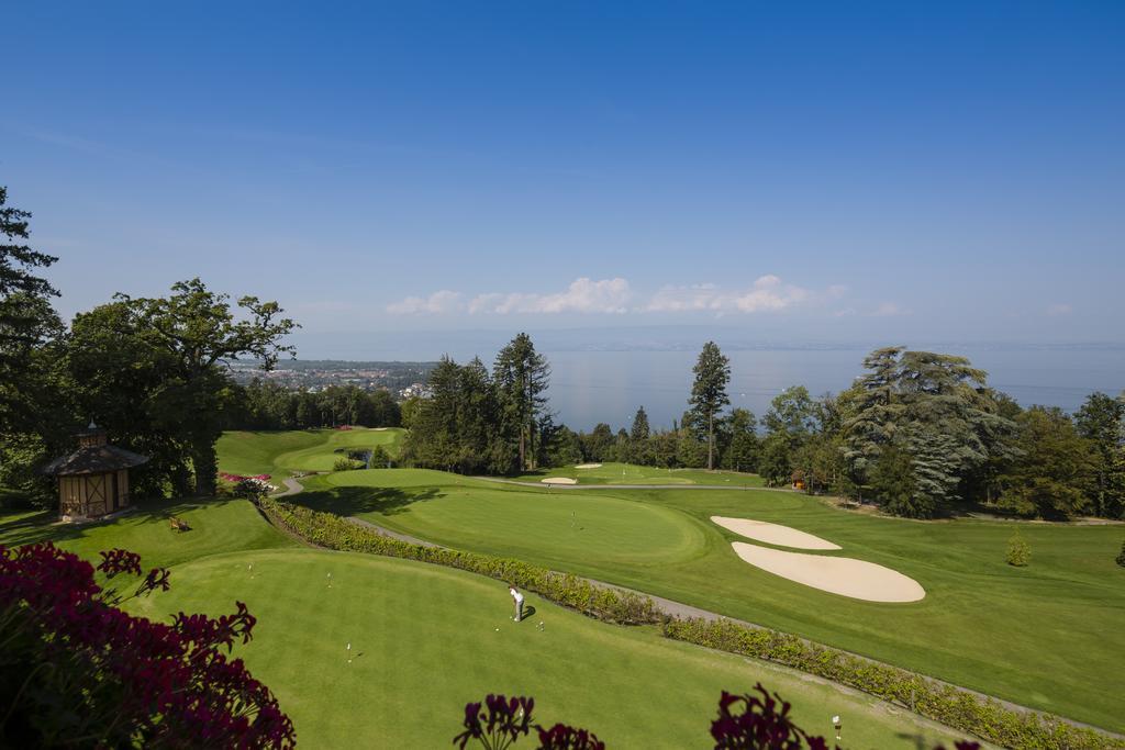 Le Manoir Du Golf Bed & Breakfast Publier Exterior photo